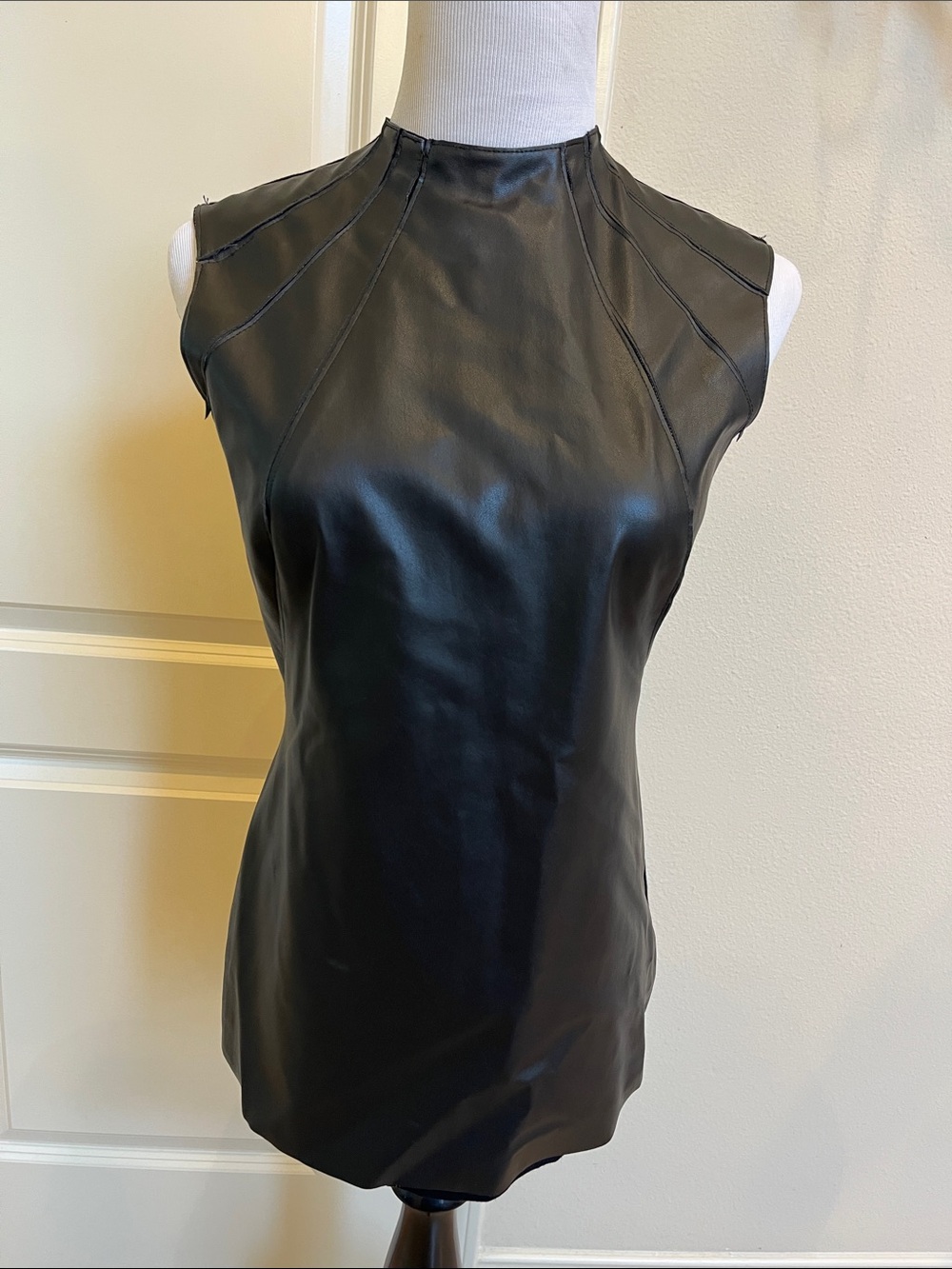 NWOT BAILEY / 44 black edgy top